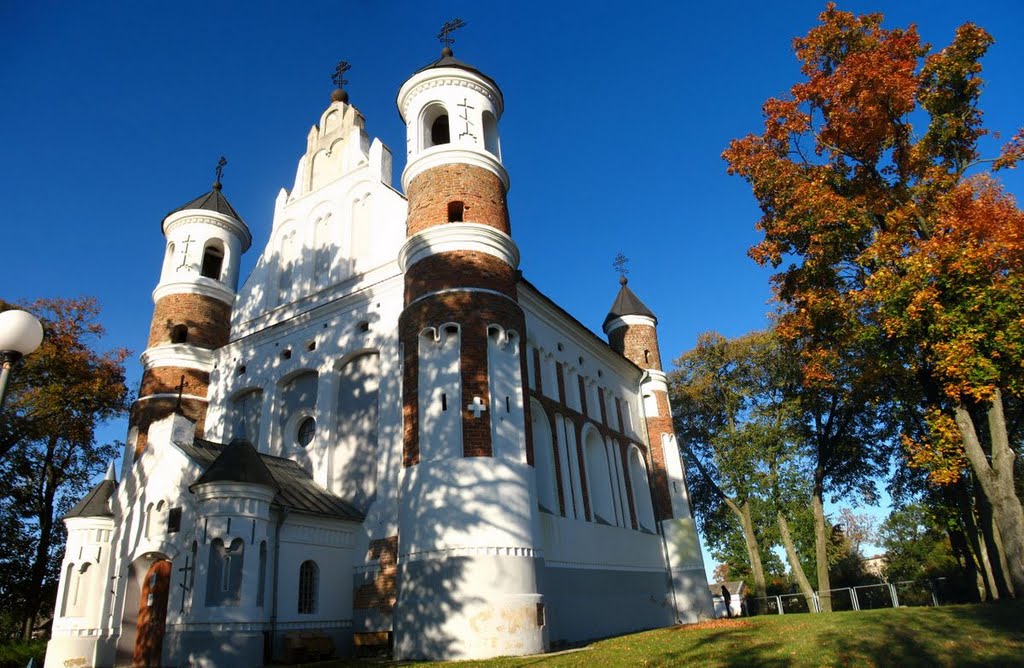 Church of the Birth of the Virgin in Muravanka by Andrej Kuźniečyk