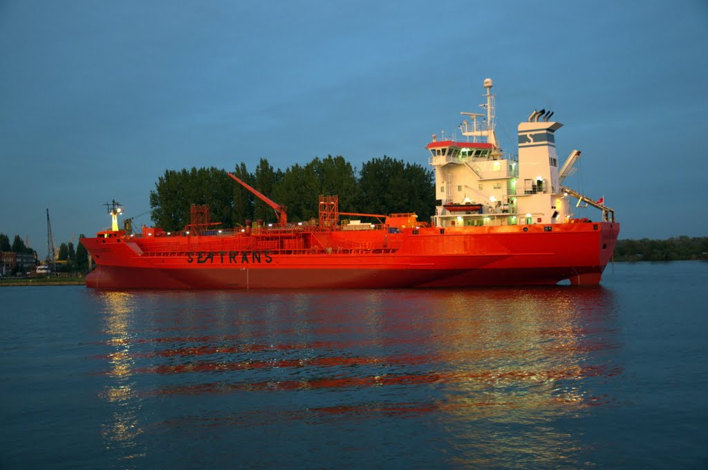 Boat in Szczecin at sunset by Danilo Pianini