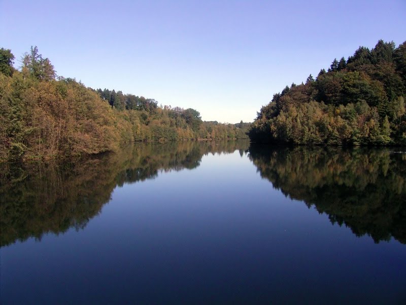 Vorsperre Kleine Dhünn im Spätsommer by Cheruskerkind