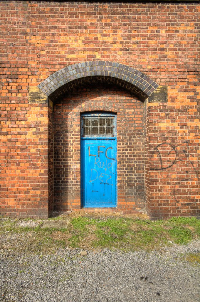 Doorway to Engine House for Wigg Island Swing Bridge by Alifink