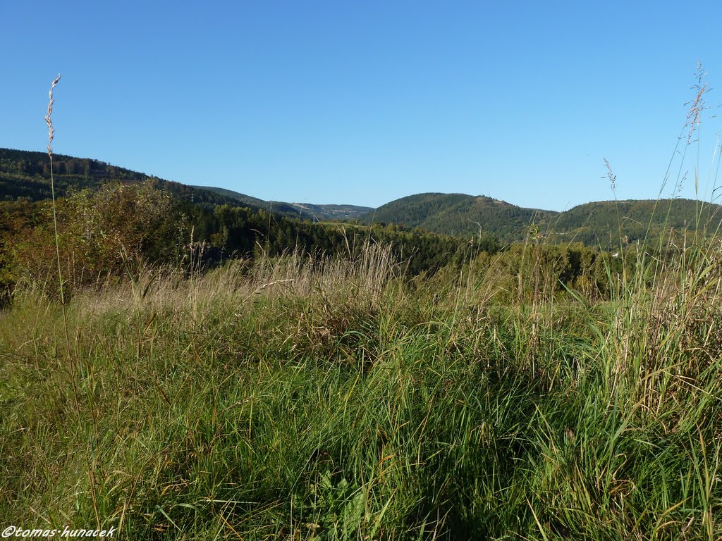 Krušné hory nad Perštejnem n/Ohří by Tomáš Huňáček