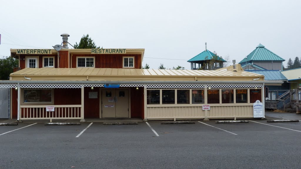 Waterfront Restaurant (closed for season) by A'eron Blackman