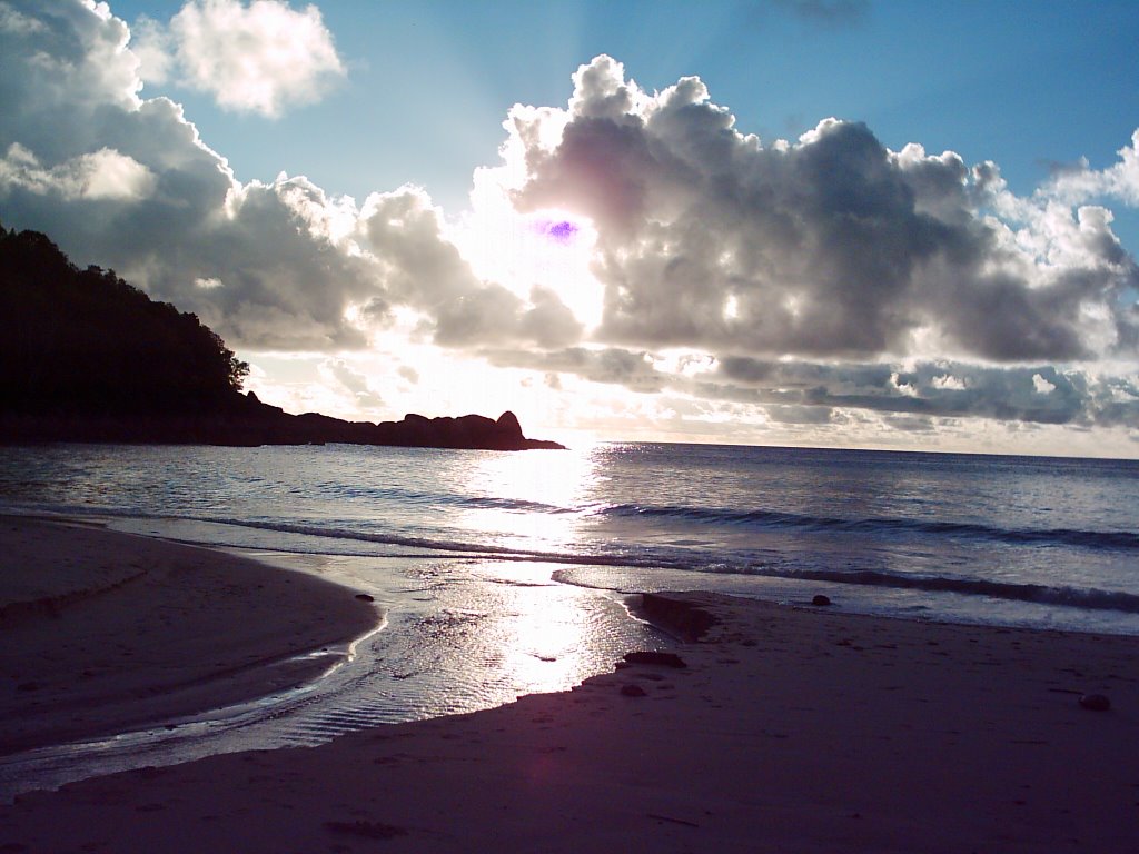 Anse takamaka - mahé seychelles by knulp71