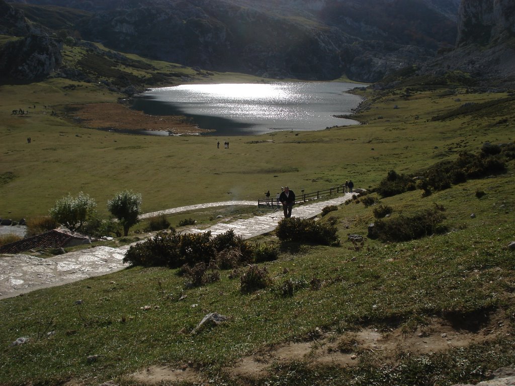 Lago Ercina by karloos1