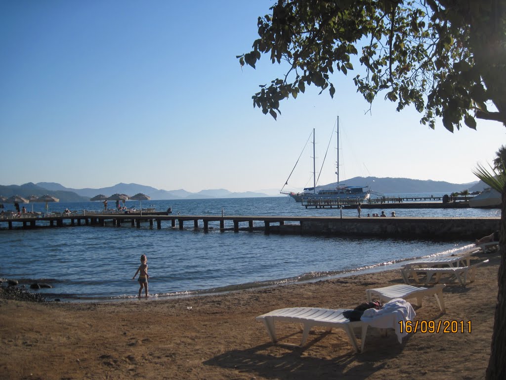 Marmaris Resort by Ferhat Yilmaz