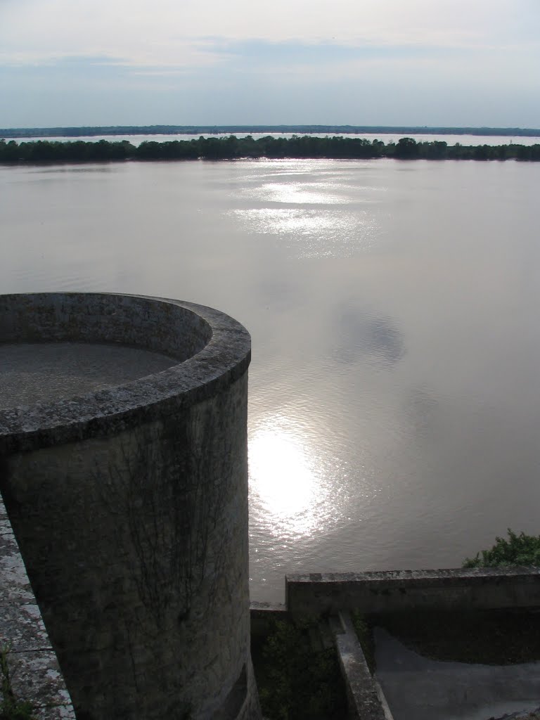 Blaye - De la citadelle, le soir by André-Charles Vogt