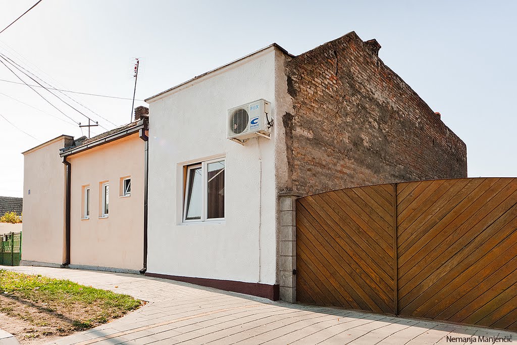 Interesting houses by Nemanja Manjenčić