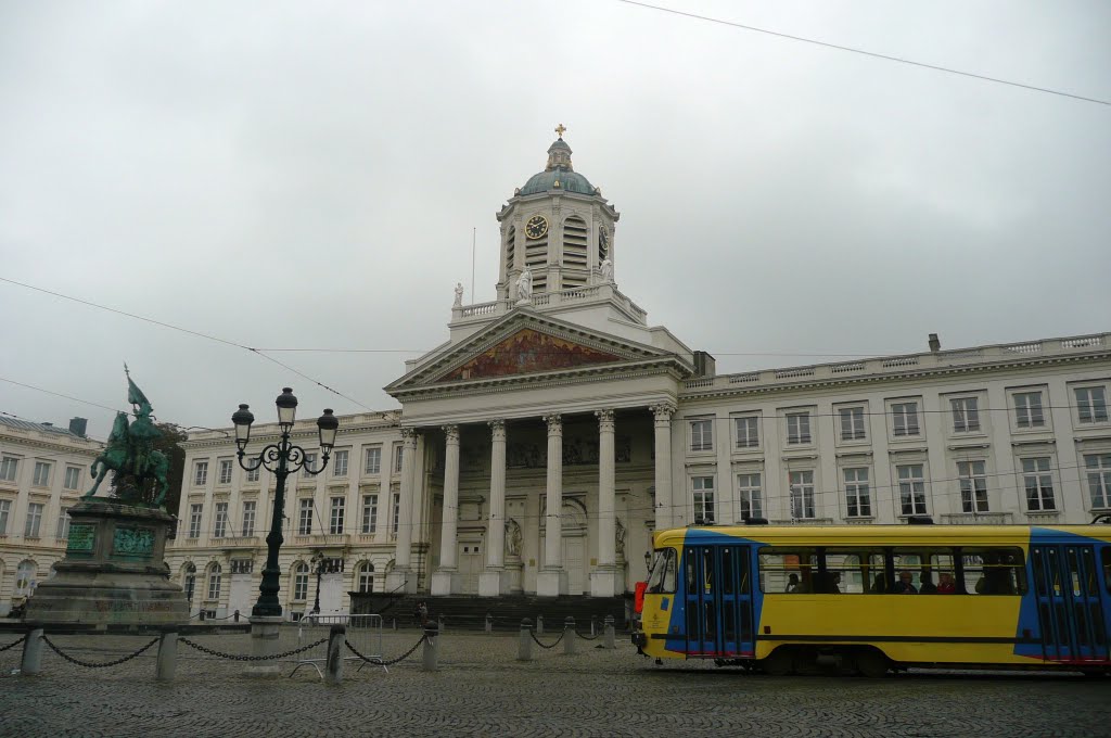 Dansaert, 1000 Brussel, Belgium by Rab Sandor