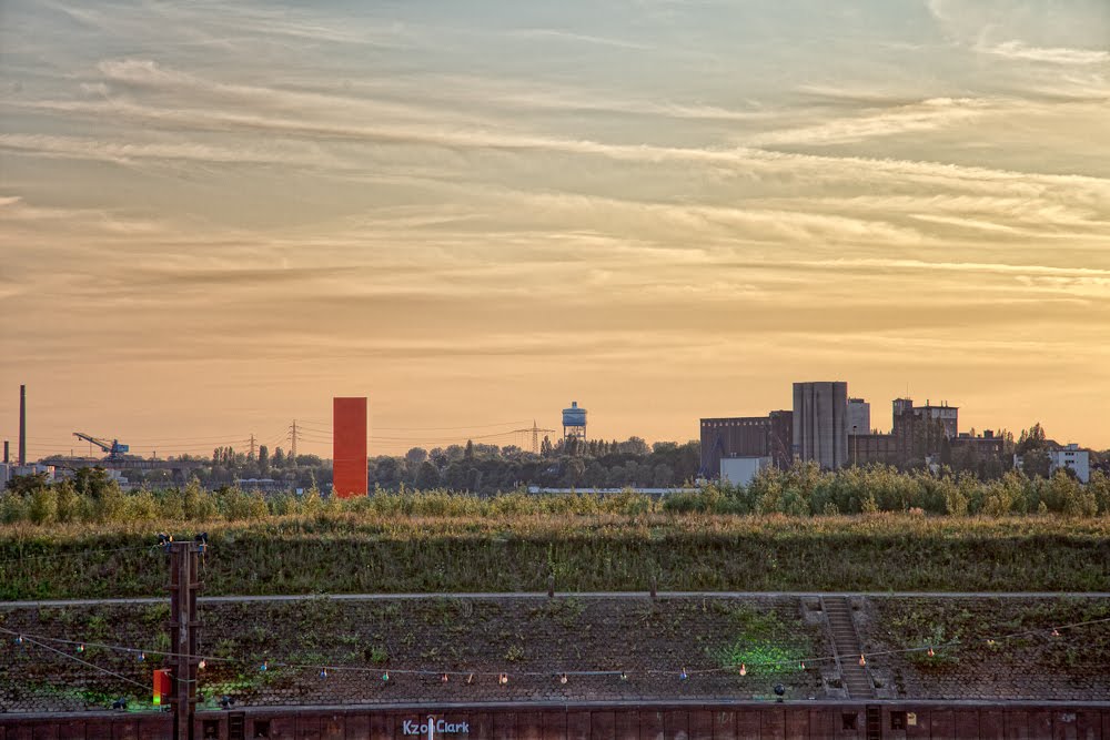 Laar, Duisburg, Germany by dieFotowerkerin