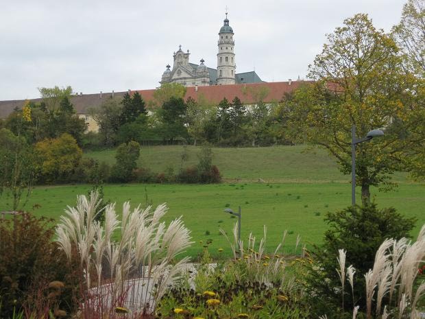 Blick zur Abtei Neresheim by hubi1802