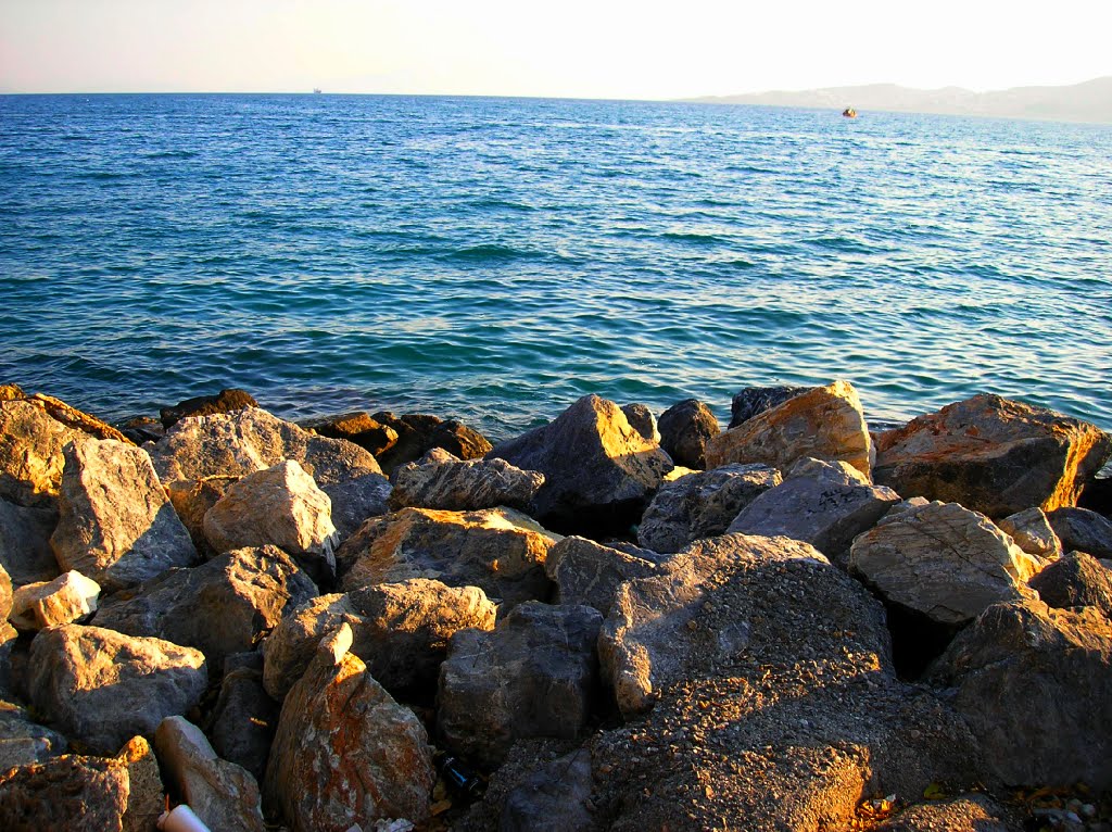 Rocks and sea[anavros] by 6th JULY!!!!