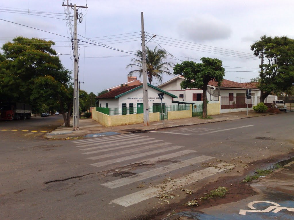 Sindicato Dos Servidores Públicos Municipais-Cruzeiro do Oeste by charles s.m.