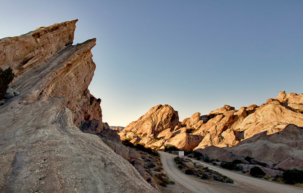 Star Trek Land (Vasquez Rocks) by Adrian Hugh