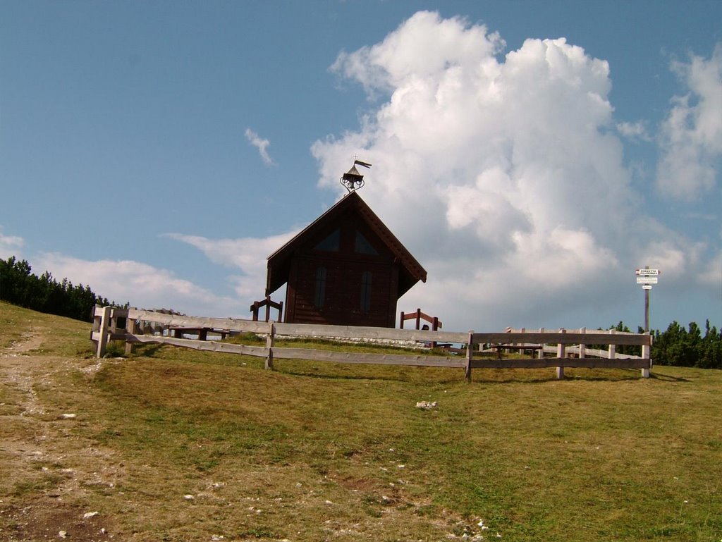 Rifugio Paradiso - chiesetta by fester