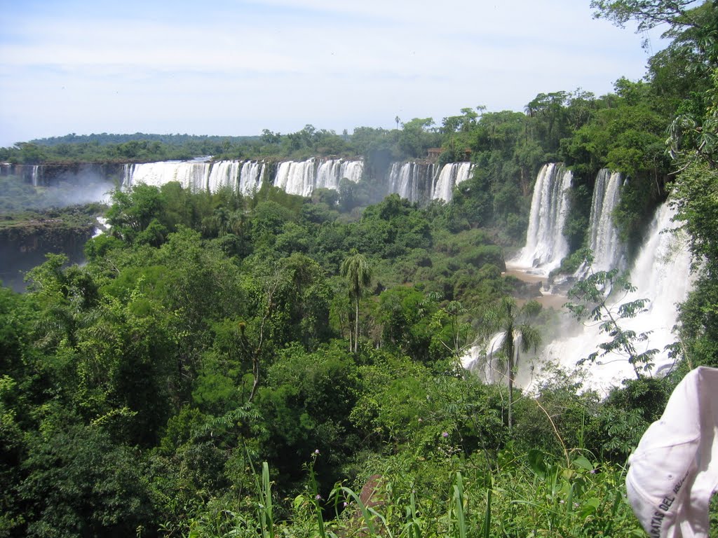 Cataratas de Iguazú by javichuorozco@hotmai…