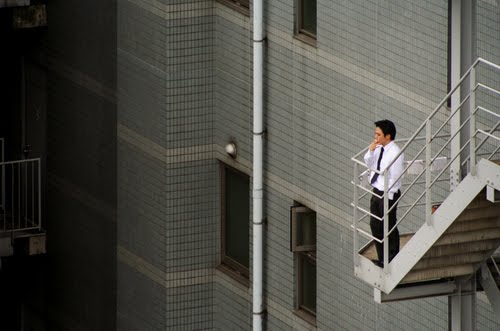 Break on the fire escape, Ebisu (561) by www.tokyoform.com