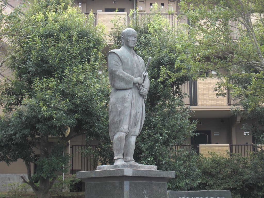 塚原卜伝の像、The Statue of Tsukahara Bokuden（famous swordmaster of Kashima） by Bachstelze