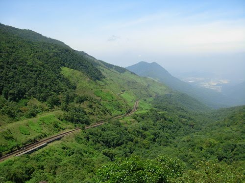 Vista panorâmica do vale do Rio Mogi by joao batista shimoto