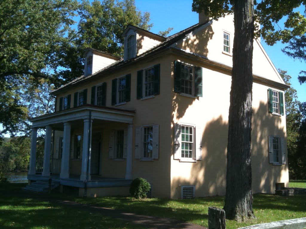 Old house at Washingtons Crossing SP, PA by William Bannan