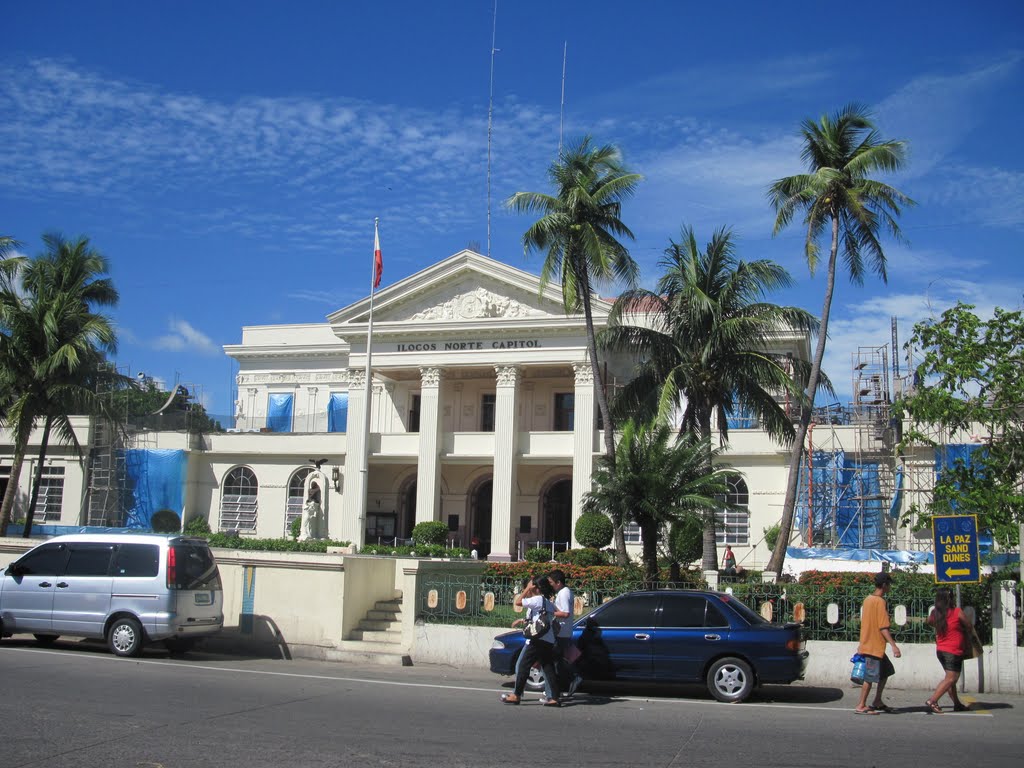 Ilocos norte capitol by taga-bigyan po