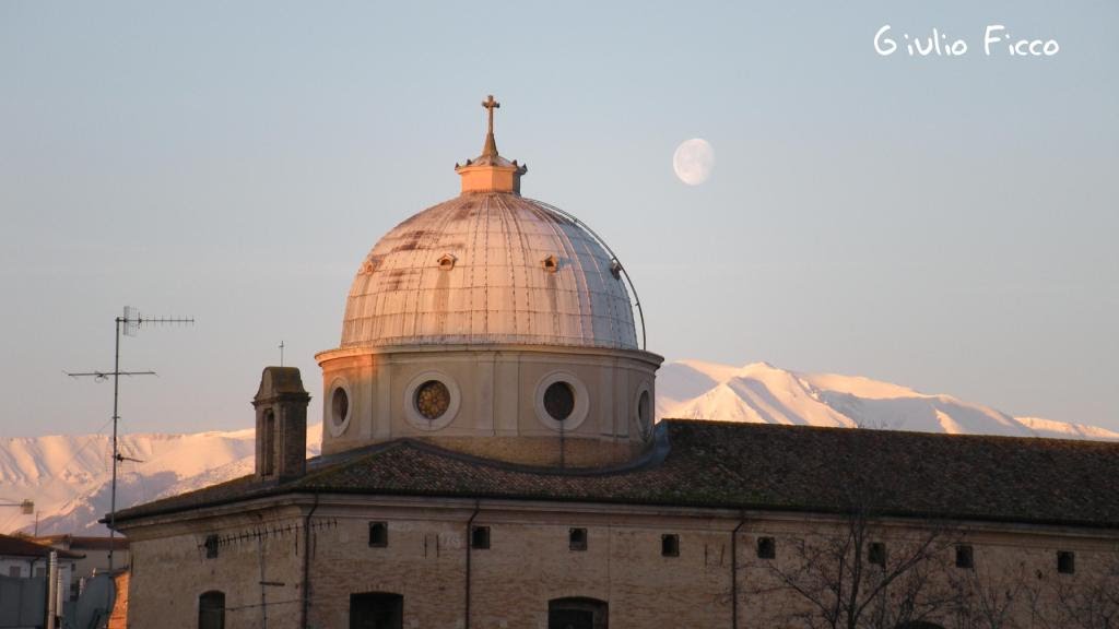 Via Monte Maiella Lanciano by Giulio Ficco