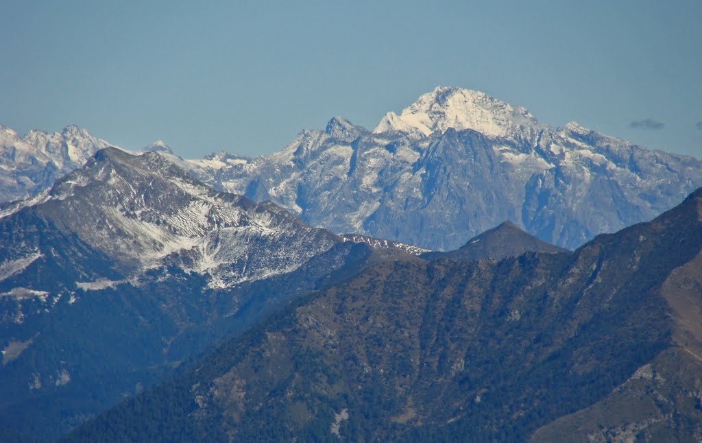 Fernblick vom Monte Tamaro Richtung Nordwest by Contessa