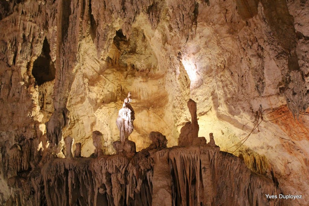 La Grotte des Demoiselles by Yves Duployez