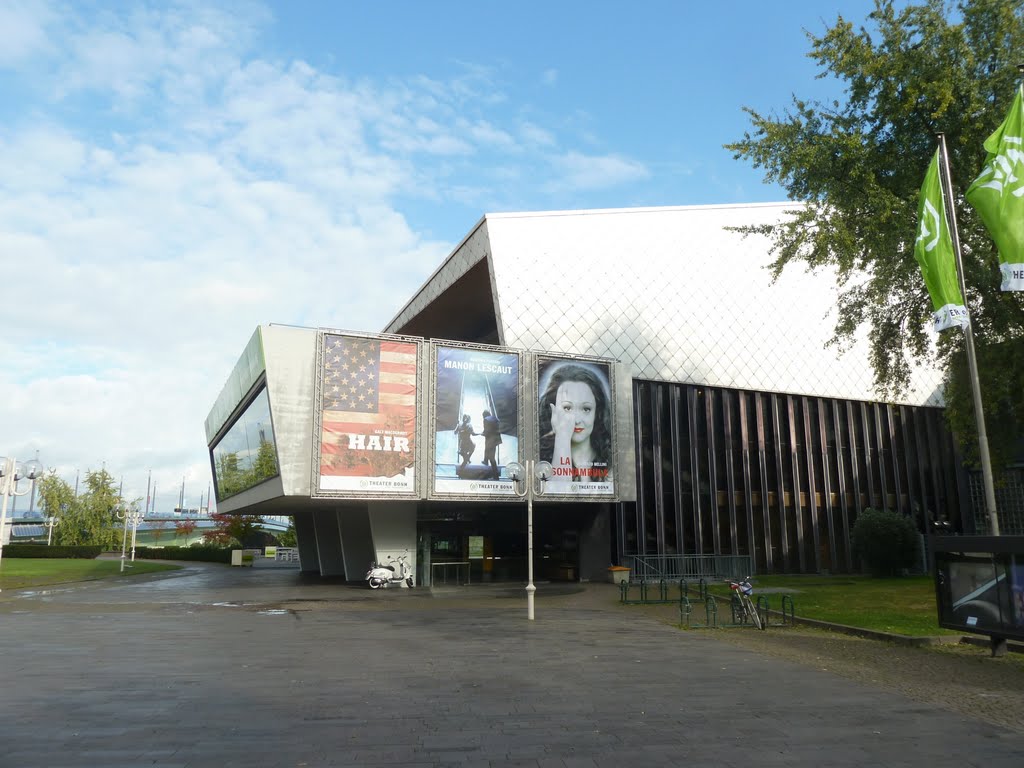 Bonn theatre by sanderz