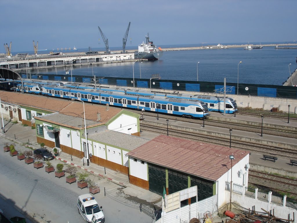 Alger, la gare et le port by mt.bouacha