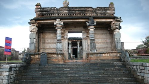 Rajanashiriyur, Karnataka 573121, India by Jean-Marc Allet