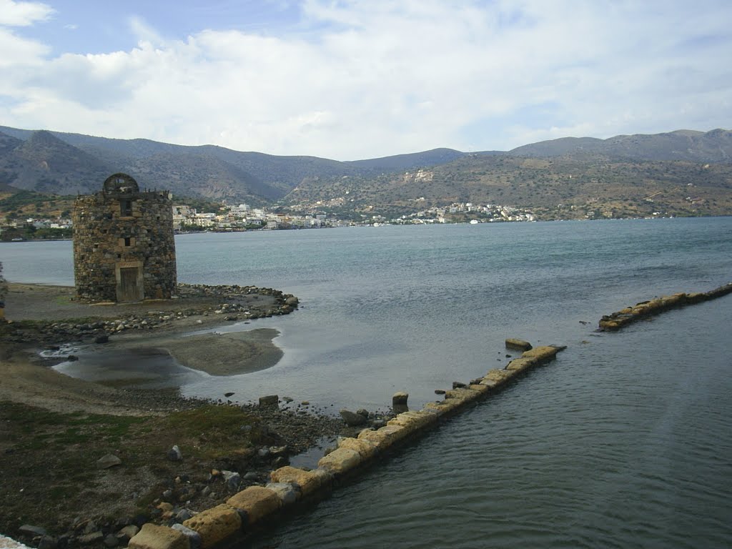 Elounda, Crete by jj11