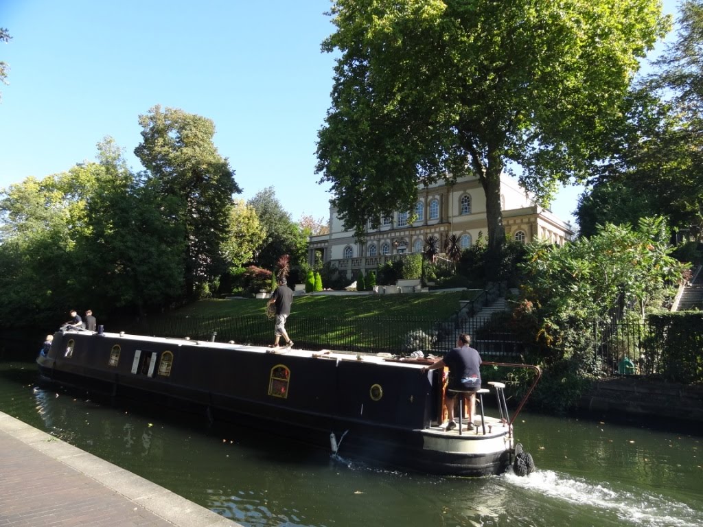 Sunday Morning Cycle along the Regent's Canal by obischoff