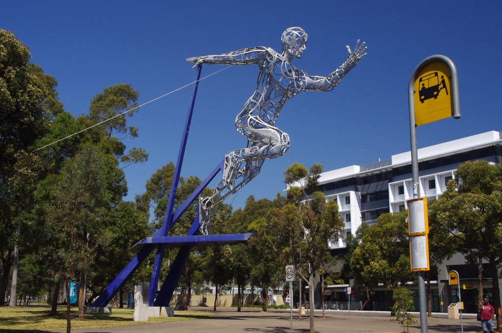 Chasing the Bus, Homebush by snucklepuff