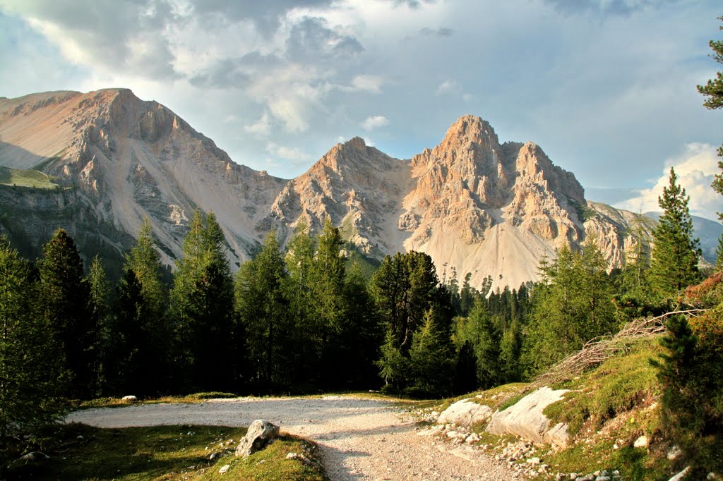 Italy, Enneberg, Rifugio Fanes, MTB -Transalp 2011 by Jens-Stoetzner