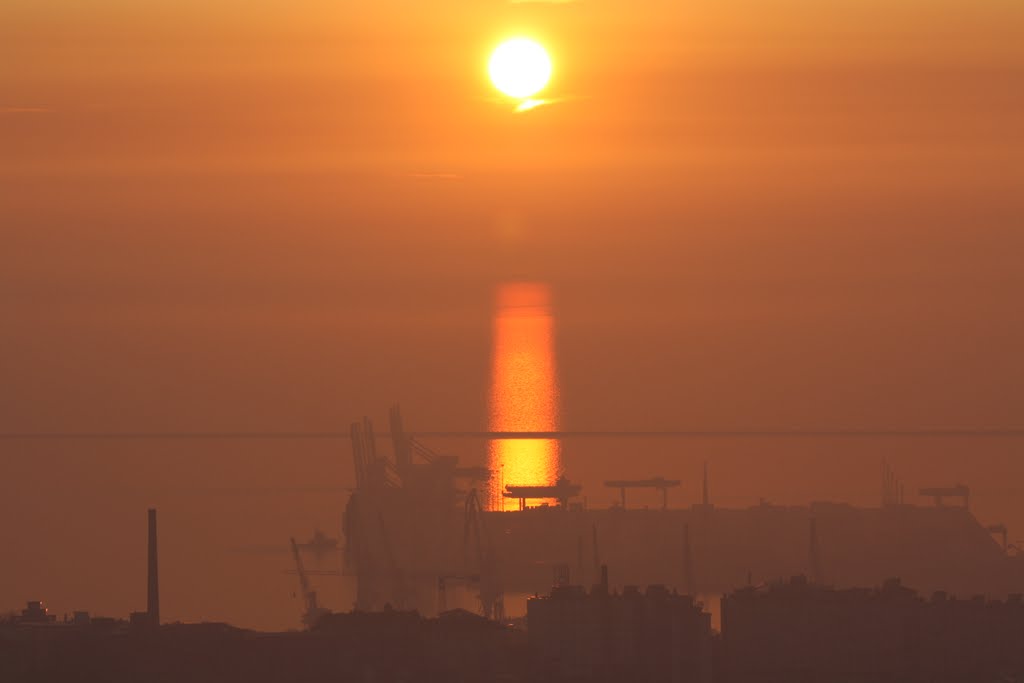 Tramonto a Trieste by Alessandro Piccini