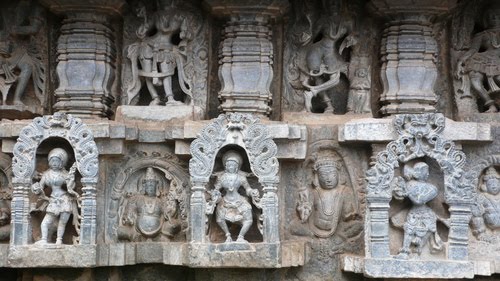 Belur, Karnataka 573115, India by Jean-Marc Allet