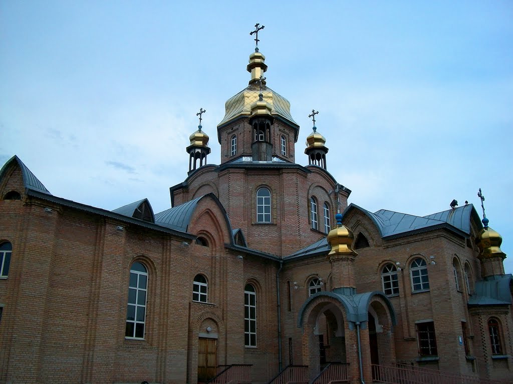 The biggest temple in Severodonetsk by Pogromca Gašnič