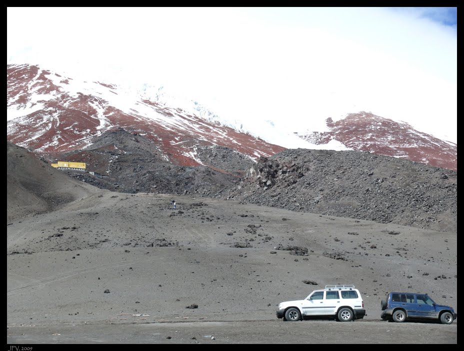 Rumbo al Cotopaxi by javiervillamil