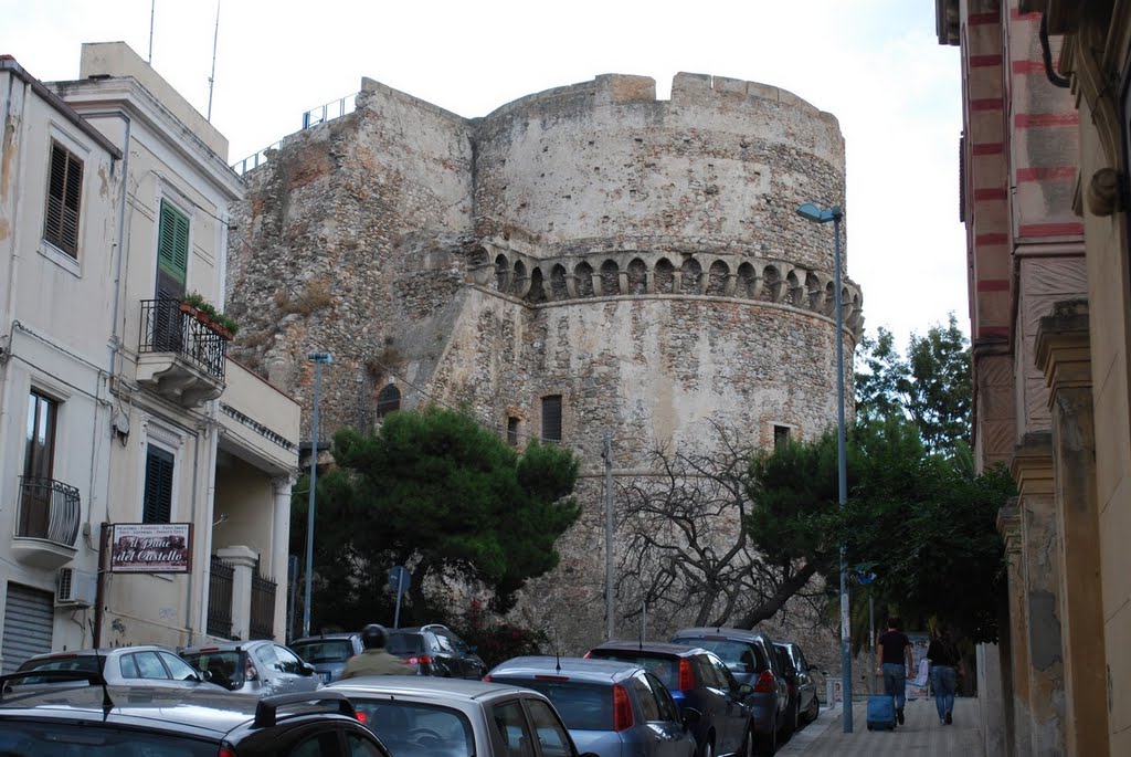 Castello di Reggio Calabria by Filippo Accordino