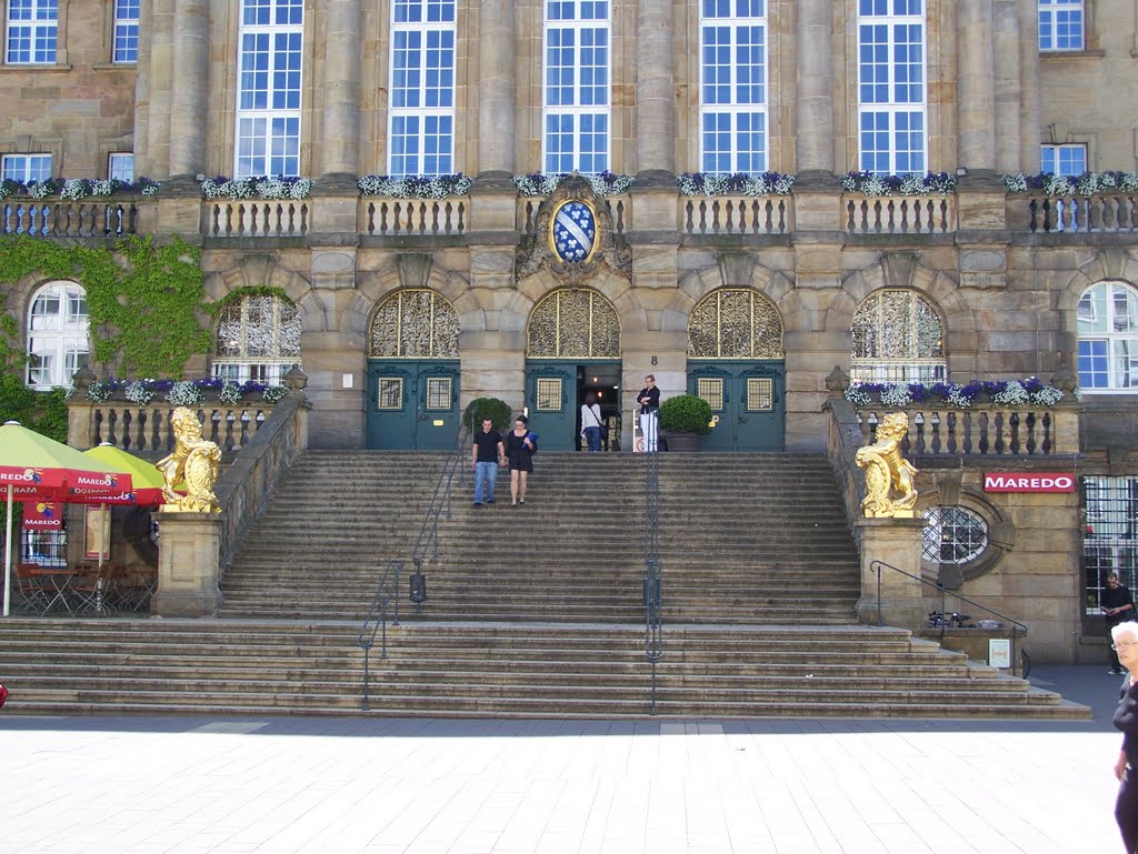 KASSEL (D) - Entrance to City Hall by lujerista