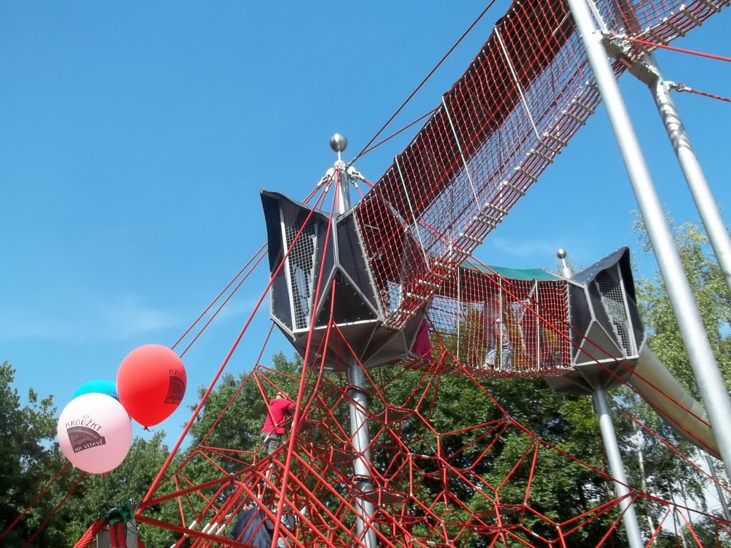 Kroužky na Vltavě, playground by Monika Zem