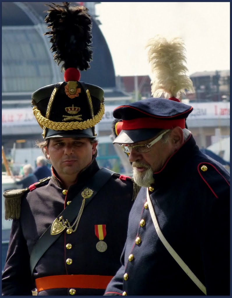 Oud Nederlandse uniformen by Mathijs Langkemper