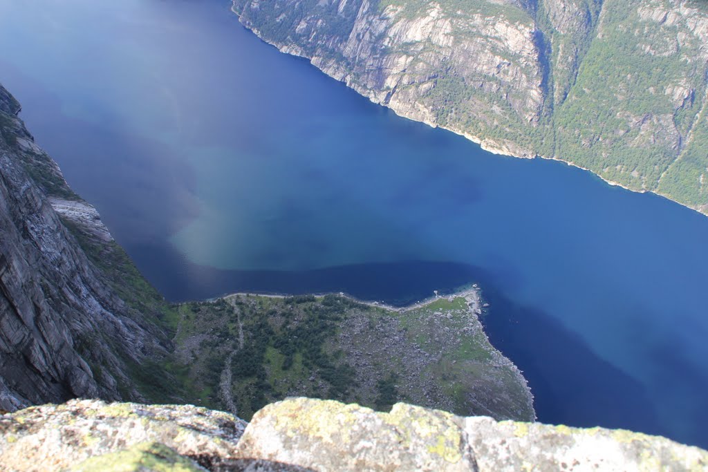 Only one step down from Kjerag to Lysefjorden by Hansen_dk