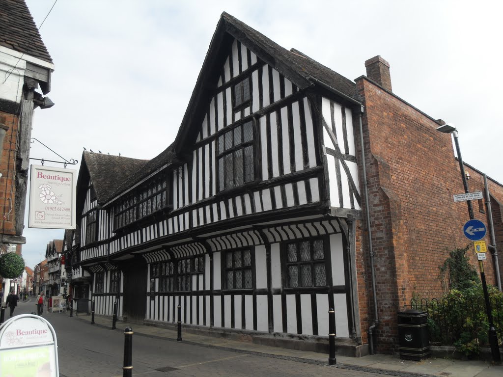 The Greyfriars, Worcester by Damon Stead