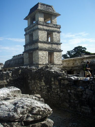 Palenque by Hans-Thomas Müller