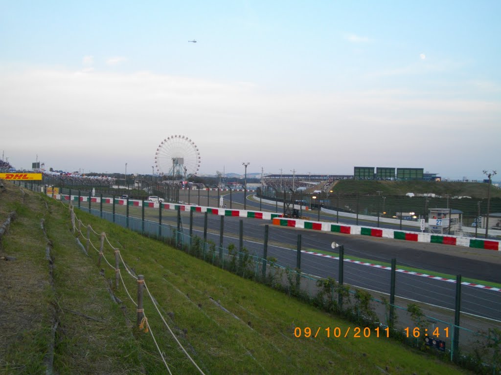 Suzuka Circuit by nando_ito