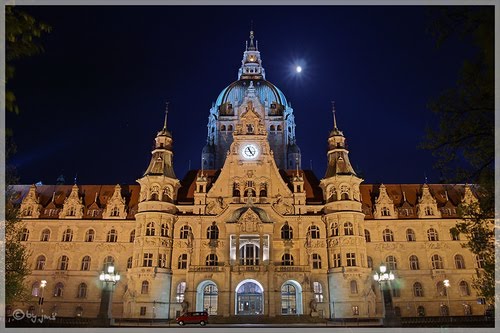 Rathaus by Jürgen Schwörer