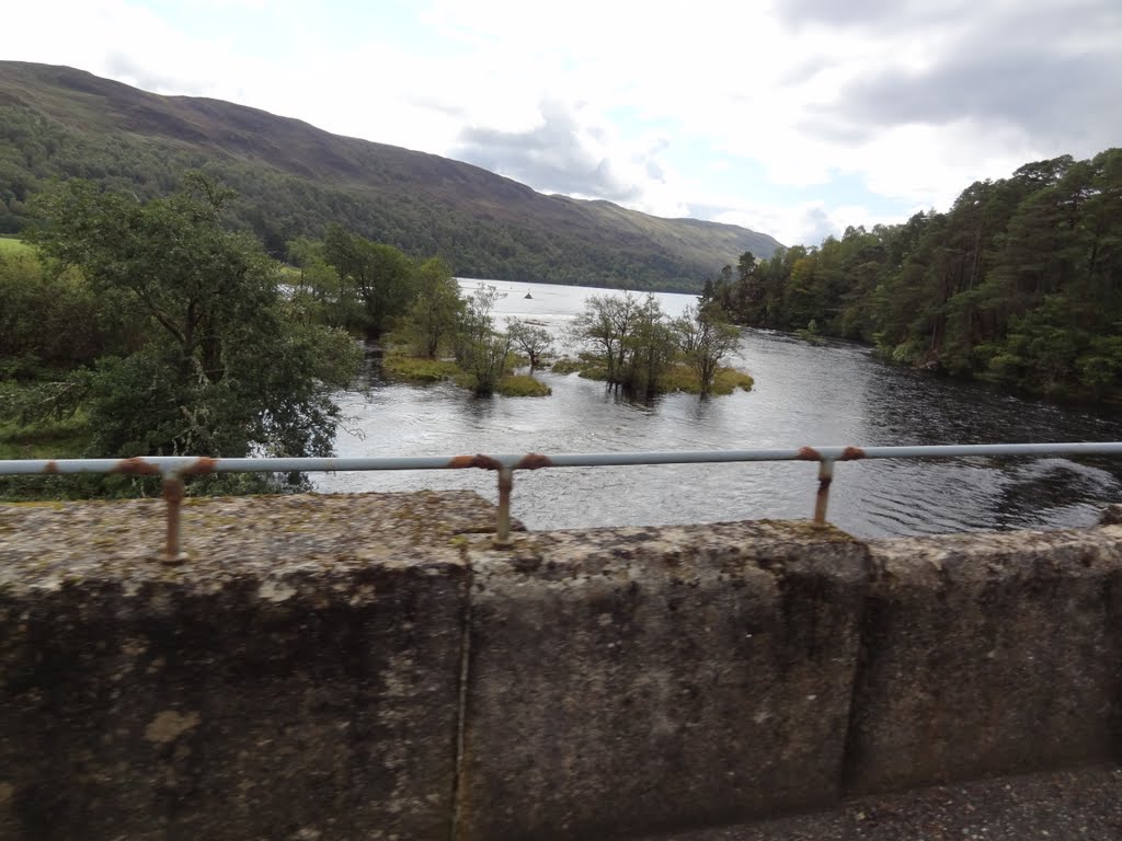 ABERCHALDER BRIDGE - LOCH OICH - HIGHLAND - SCOTLAND by Ana F. S. Galvão