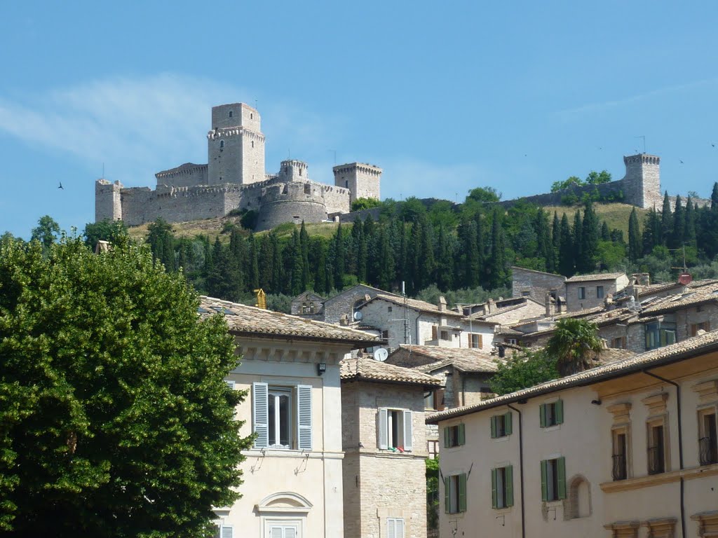 Rocca Maggiore à Assise by Michel Névot