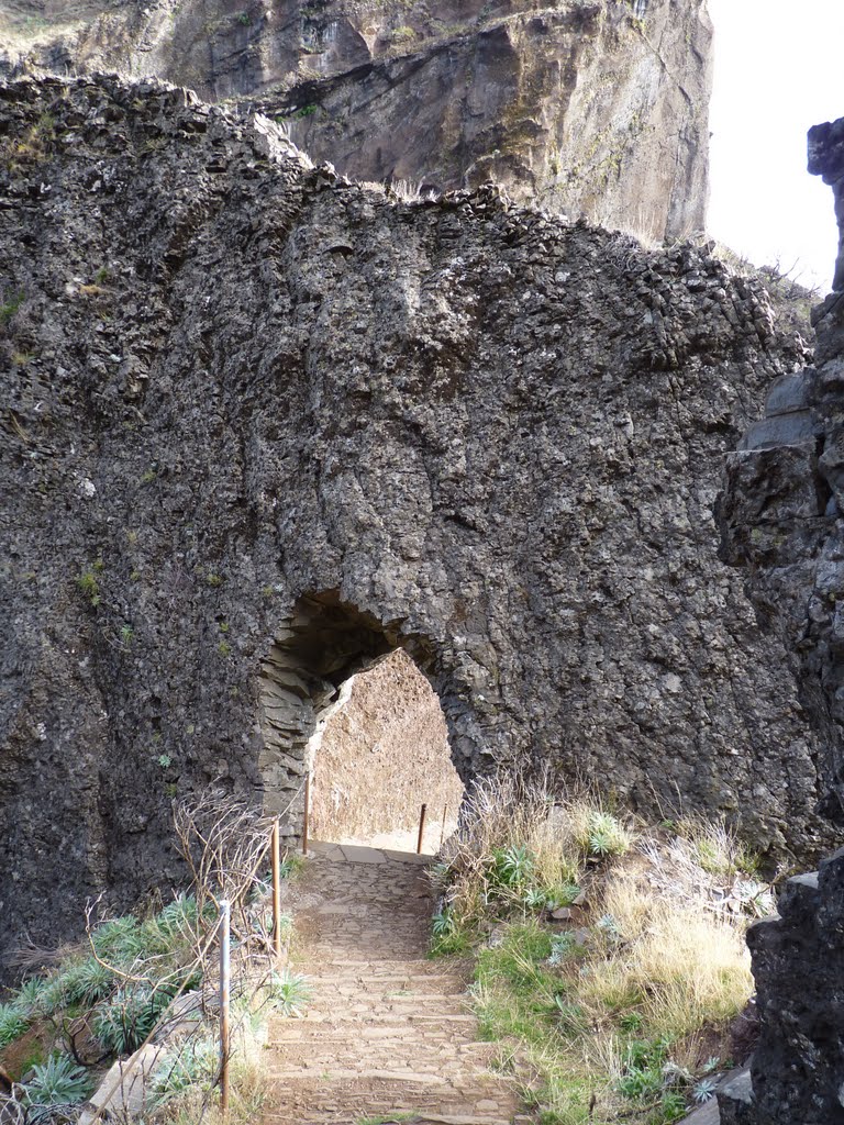 Wanderweg vom Pico Arieiro zum Pico das Torres by DGr